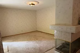 1344 Regency Dr, Eugene, OR 97401 - Photo 34
