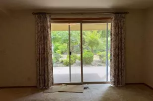 1344 Regency Dr, Eugene, OR 97401 - Photo 36