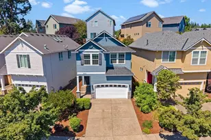 3618 Wild Rose Loop, West Linn, OR 97068 - Photo 2