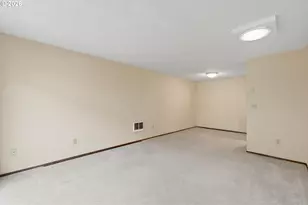 1100 N Meridian St, Newberg, OR 97132 - Photo 10