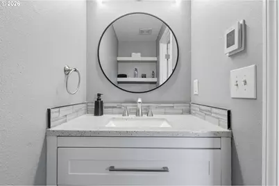 7006 NE 43rd St #D, Vancouver, WA 98661 - Photo 6