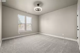 544 Buster Ln, Eugene, OR 97404 - Photo 24