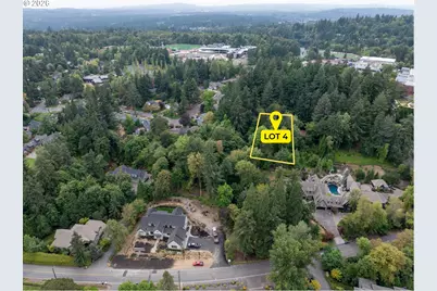 13652 Johnson Ter, Lake Oswego, OR 97034 - Photo 4