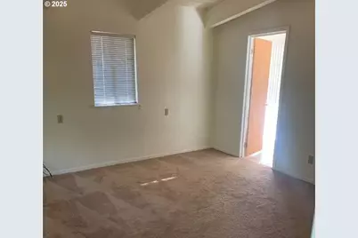 93099 Marcola Rd, Marcola, OR 97454 - Photo 16