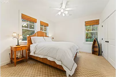 3788 Calaroga Dr, West Linn, OR 97068 - Photo 16