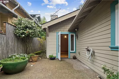 4715 NE Everett St, Portland, OR 97213 - Photo 32