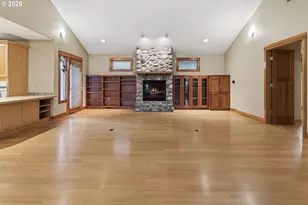 4715 NE Everett St, Portland, OR 97213 - Photo 6