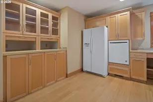 4715 NE Everett St, Portland, OR 97213 - Photo 12