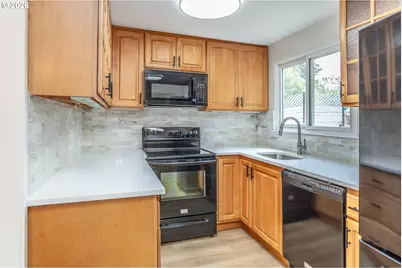 2500 SW 15th St, Gresham, OR 97080 - Photo 10