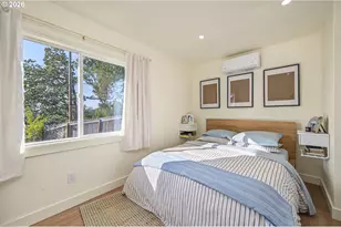 452 S 4th St, Springfield, OR 97477 - Photo 8