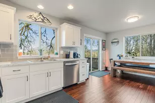 418 Sunset Ct, Amity, OR 97101 - Photo 10