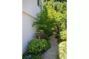2815 NW Eastway Ct, Beaverton, OR 97006 - Photo 38