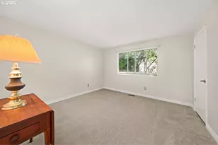 2815 NW Eastway Ct, Beaverton, OR 97006 - Photo 24