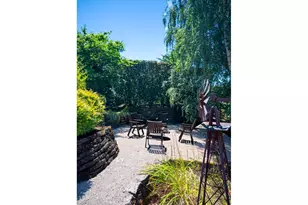 2815 NW Eastway Ct, Beaverton, OR 97006 - Photo 40