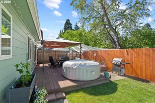 18385 SW Division St, Beaverton, OR 97078 - Photo 20