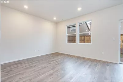 4977 Marr Ave NE, Salem, OR 97301 - Photo 6