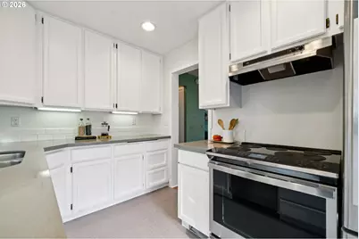4355 NE 83rd Ave, Portland, OR 97220 - Photo 10