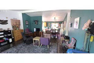 127 Clark St, Myrtle Creek, OR 97457 - Photo 8