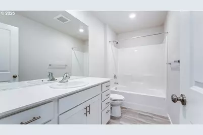 419 Pietro St NE, Salem, OR 97301 - Photo 16