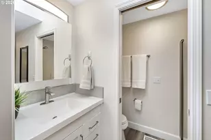 11853 SW Morning Hill Dr, Tigard, OR 97223 - Photo 26