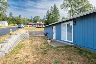 535 Oak Terrace, Sutherlin, OR 97479 - Photo 4