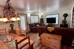 37303 Wallace Creek Rd, Springfield, OR 97478 - Photo 12