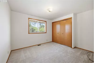 3921 N Clarey St, Eugene, OR 97402 - Photo 24