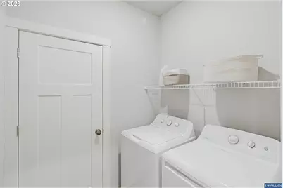 210 Walnut St, Mount Angel, OR 97362 - Photo 12