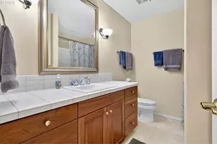 13709 NE 45th Pl, Vancouver, WA 98686 - Photo 36