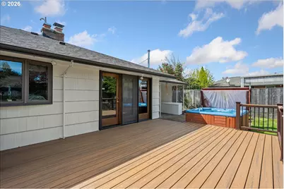 10831 NE Oregon St, Portland, OR 97220 - Photo 32