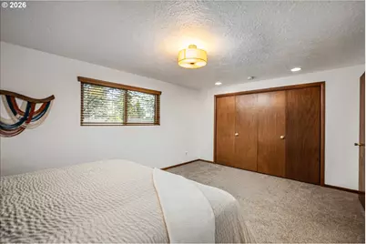 10831 NE Oregon St, Portland, OR 97220 - Photo 24