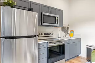 711 W 24th St, Vancouver, WA 98660 - Photo 34
