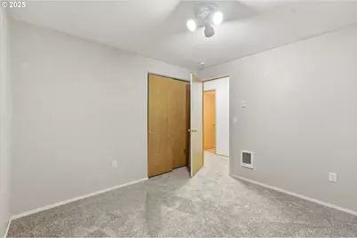 107 Mission Rd, Kelso, WA 98626 - Photo 22