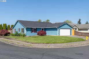 107 Mission Rd, Kelso, WA 98626 - Photo 2