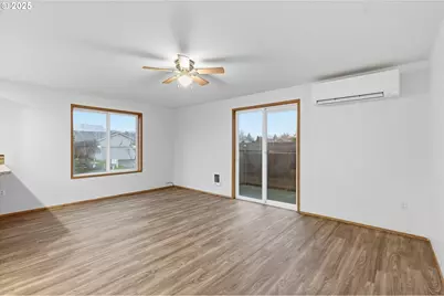 107 Mission Rd, Kelso, WA 98626 - Photo 12