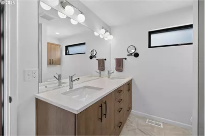 583 SW Allgood St, Dallas, OR 97338 - Photo 24