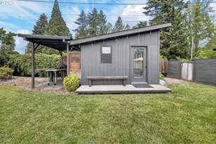 583 SW Allgood St, Dallas, OR 97338 - Photo 32