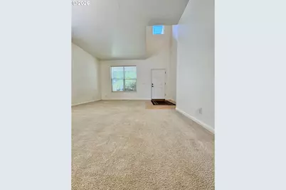 3988 Century Dr, Eugene, OR 97402 - Photo 38