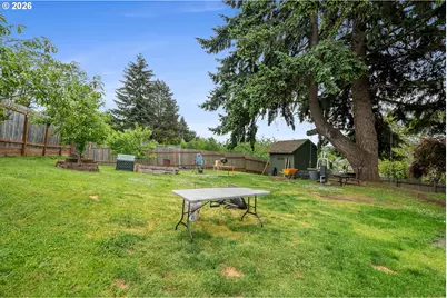 710 NE E St, Willamina, OR 97396 - Photo 12