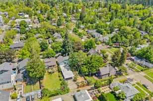 1960 Alder St, Eugene, OR 97405 - Photo 40