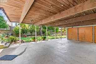 1960 Alder St, Eugene, OR 97405 - Photo 34