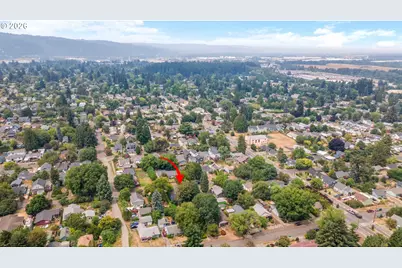 9424 N Polk Ave, Portland, OR 97203 - Photo 48