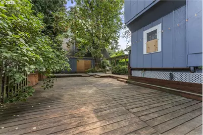 9424 N Polk Ave, Portland, OR 97203 - Photo 38