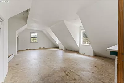 9424 N Polk Ave, Portland, OR 97203 - Photo 34