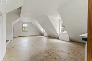 9424 N Polk Ave, Portland, OR 97203 - Photo 34