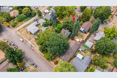9424 N Polk Ave, Portland, OR 97203 - Photo 44