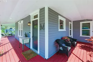 335 N H St, Cottage Grove, OR 97424 - Photo 4