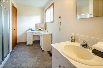 1333 Morningside Dr, Salem, OR 97302 - Photo 18