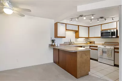 650 Harlow Rd #248, Springfield, OR 97477 - Photo 8