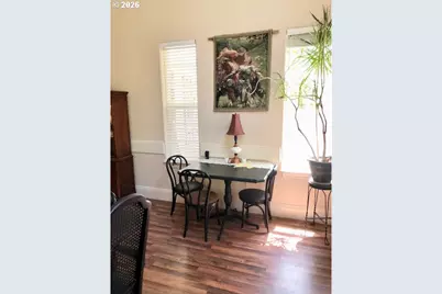 209 Templeton St, Brownsville, OR 97327 - Photo 8
